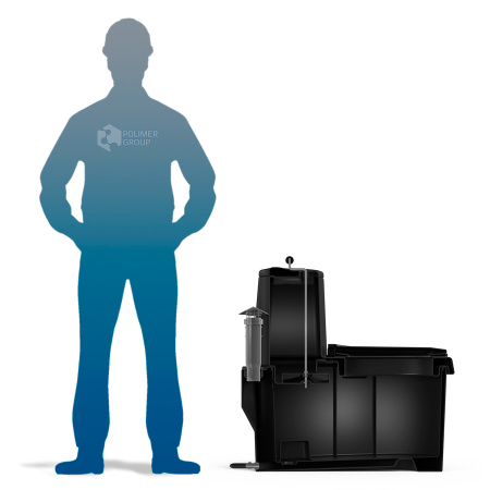 Торфяной биотуалет «РОСА» PREMIUM чёрного цвета вид рядом с человеком вид сбоку